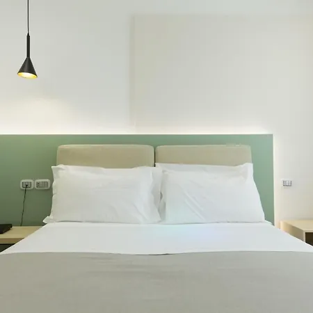 Plana Hotel 4*