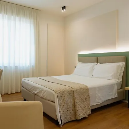 Hotel Plana 4*