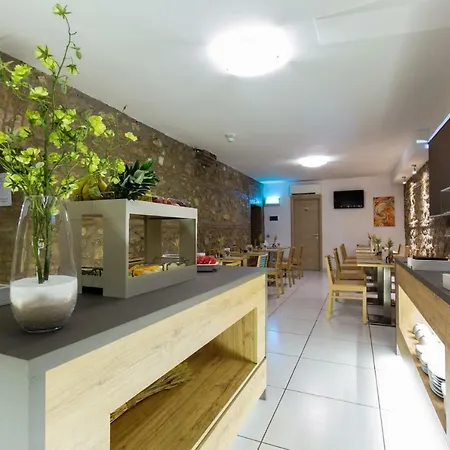 Hotel Plana
