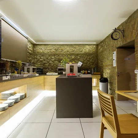 Plana Hotel